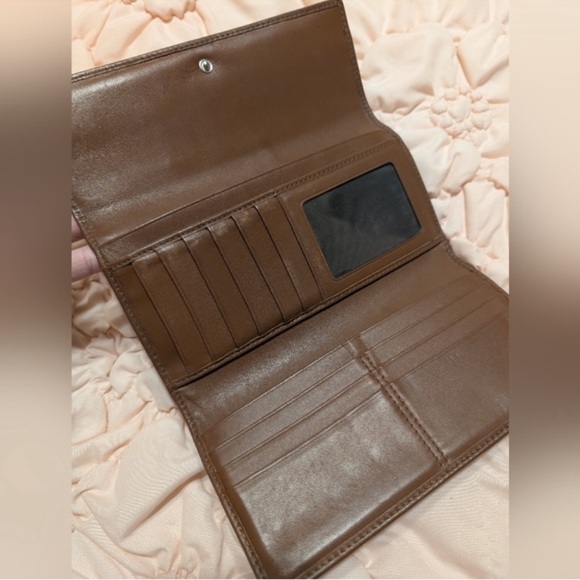 Coach Beige and Brown Signature Wallet - Picture 4 of 8